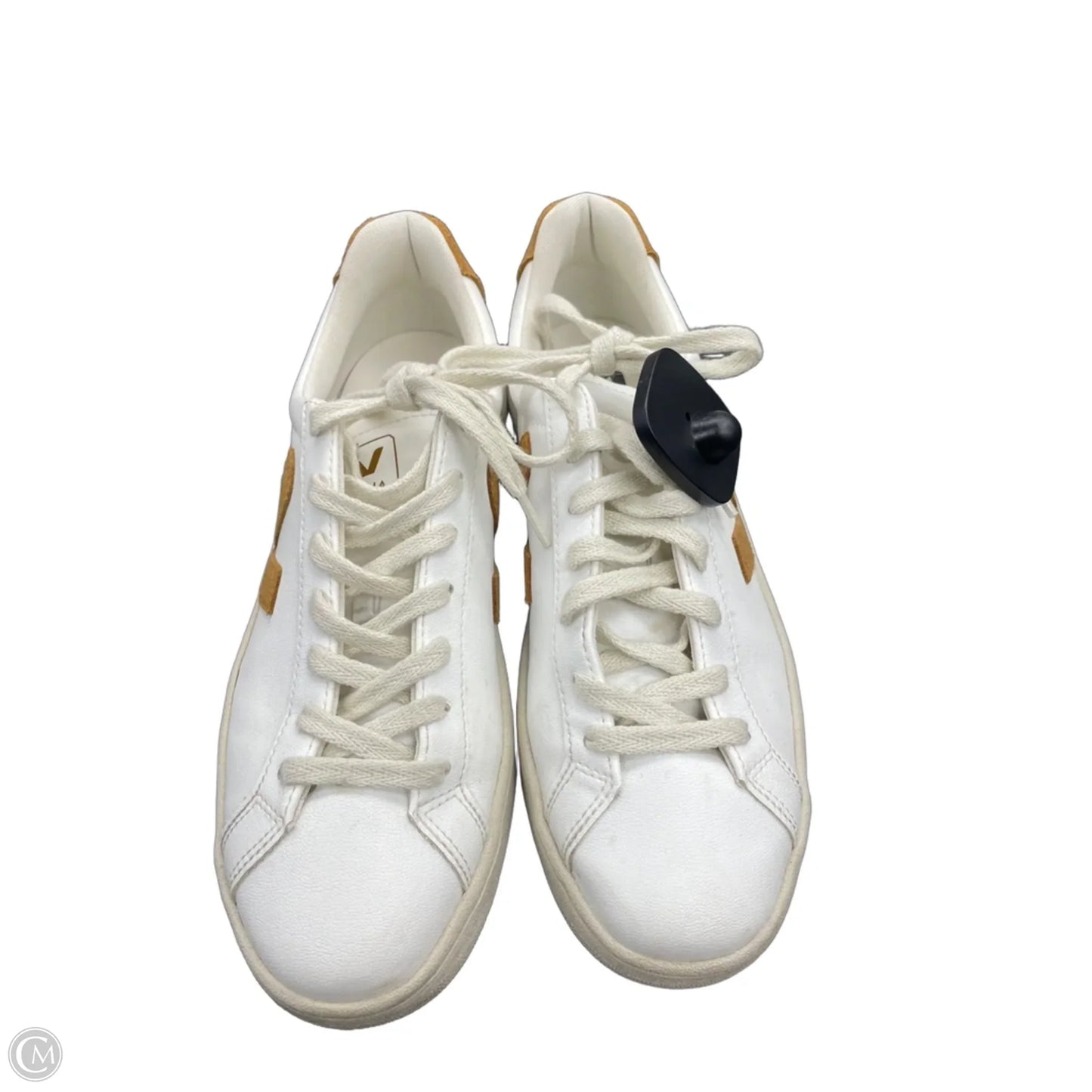Shoes Sneakers By Veja In White, Size: 9