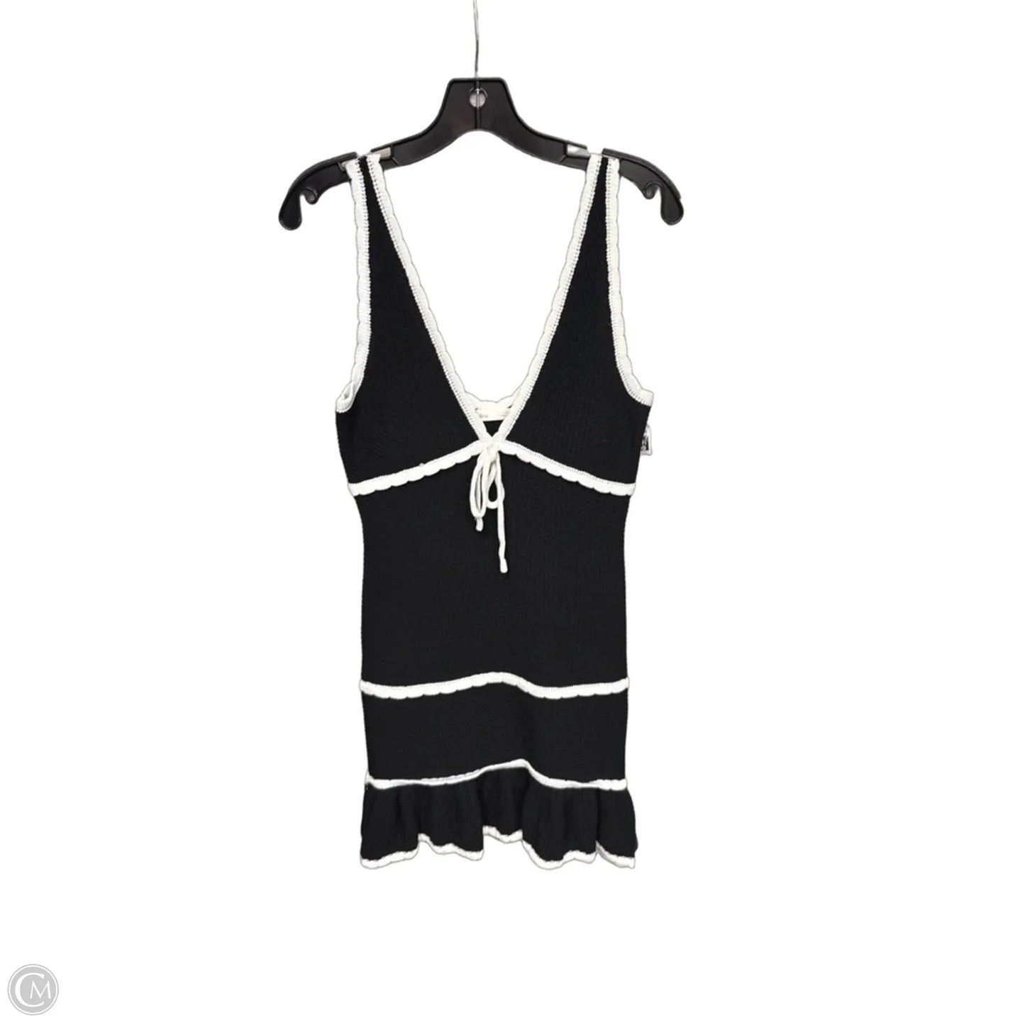 Dress Casual Short By Clothes Mentor In Black & White, Size: S