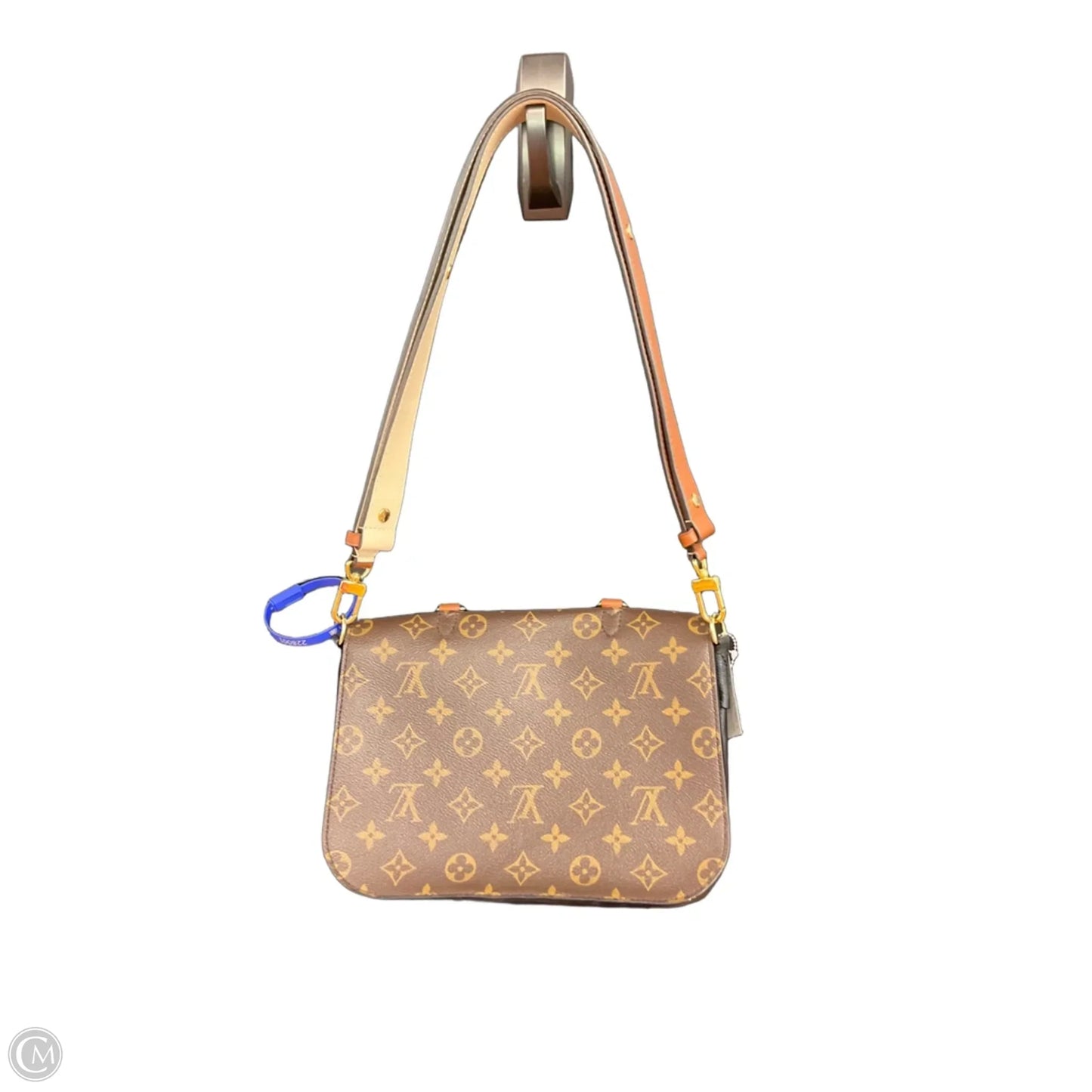 Crossbody Luxury Designer By Louis Vuitton, Size: Medium