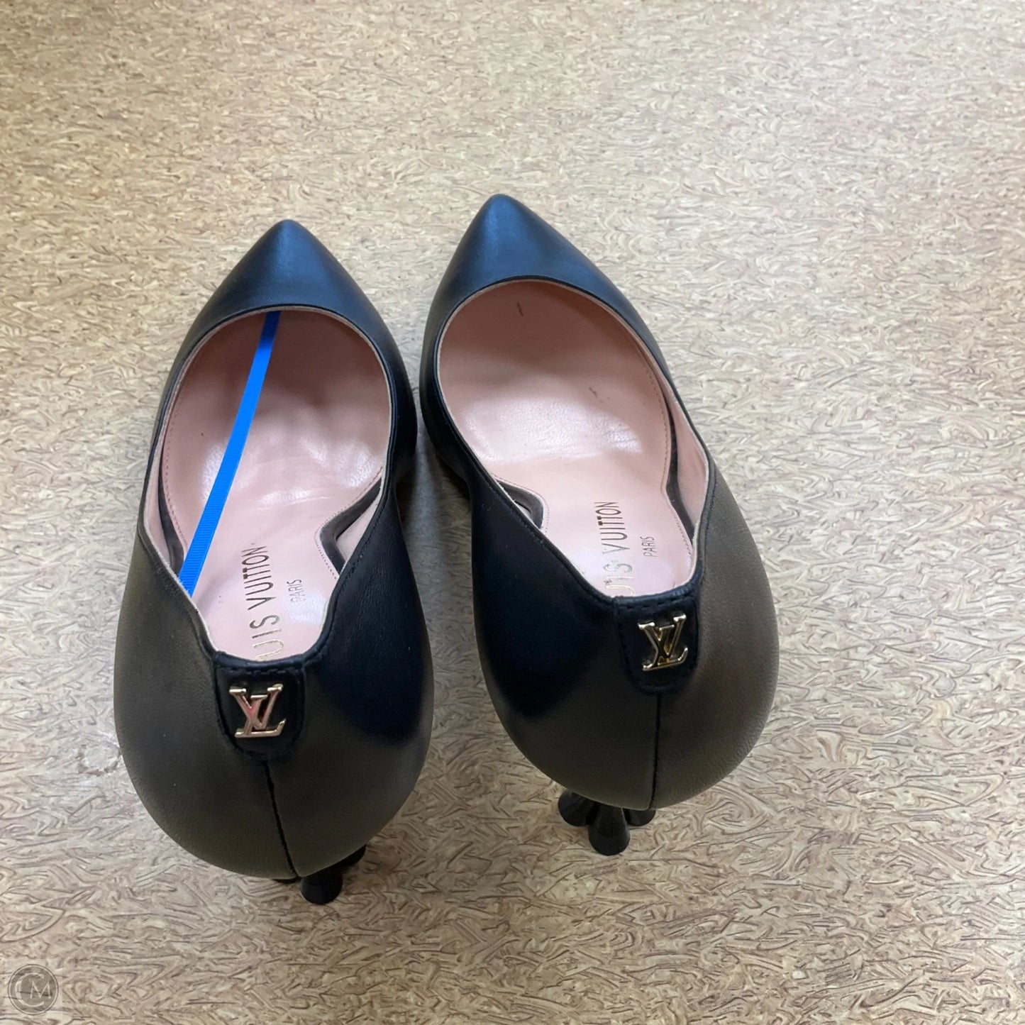 Shoes Luxury Designer By Louis Vuitton In Black, Size: 6.5