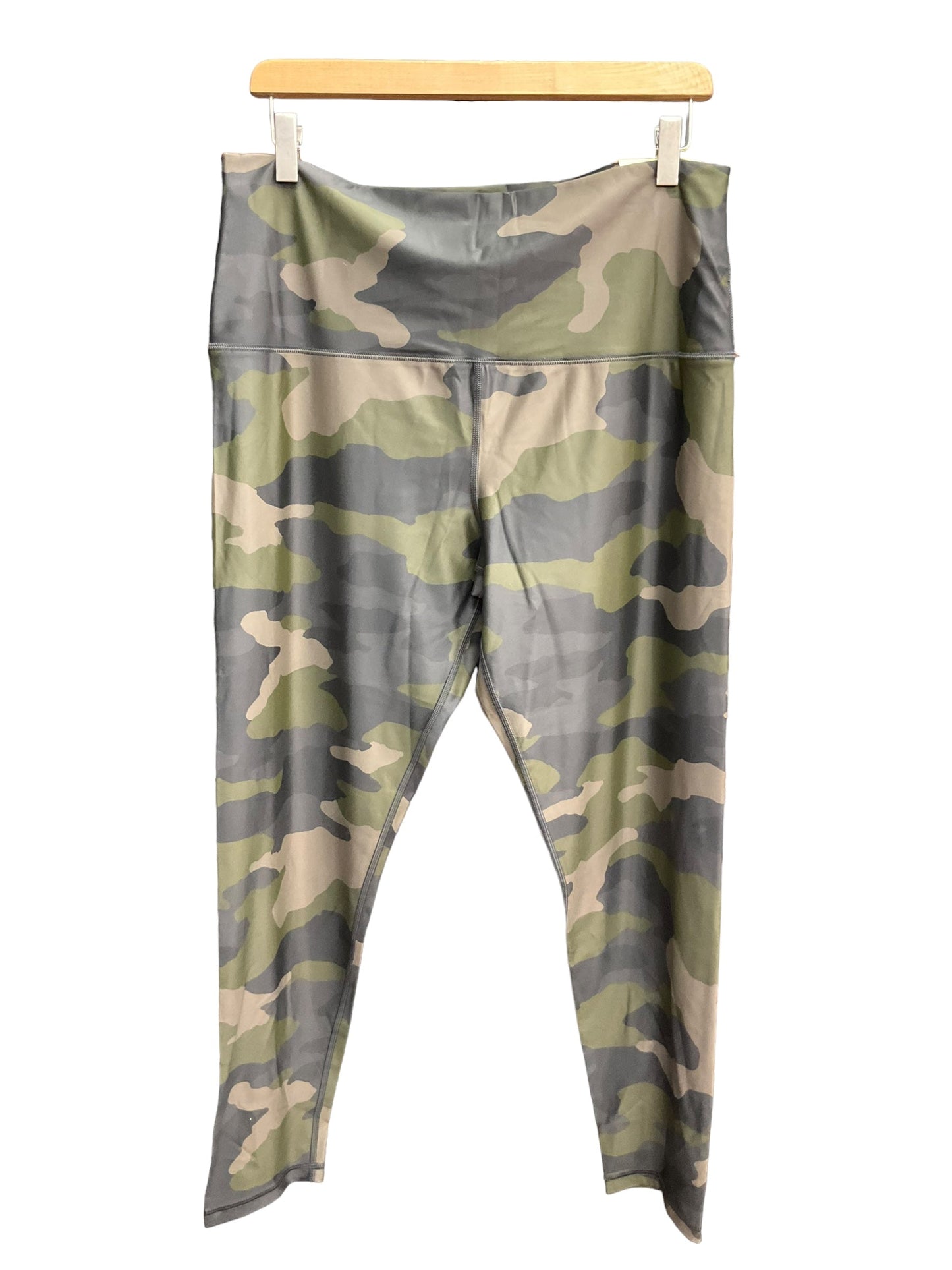 Camouflage Print Athletic Capris Clothes Mentor, Size 2x