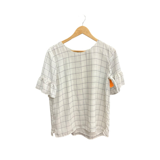 Top Short Sleeve By Loft In Checkered Pattern, Size: Lp