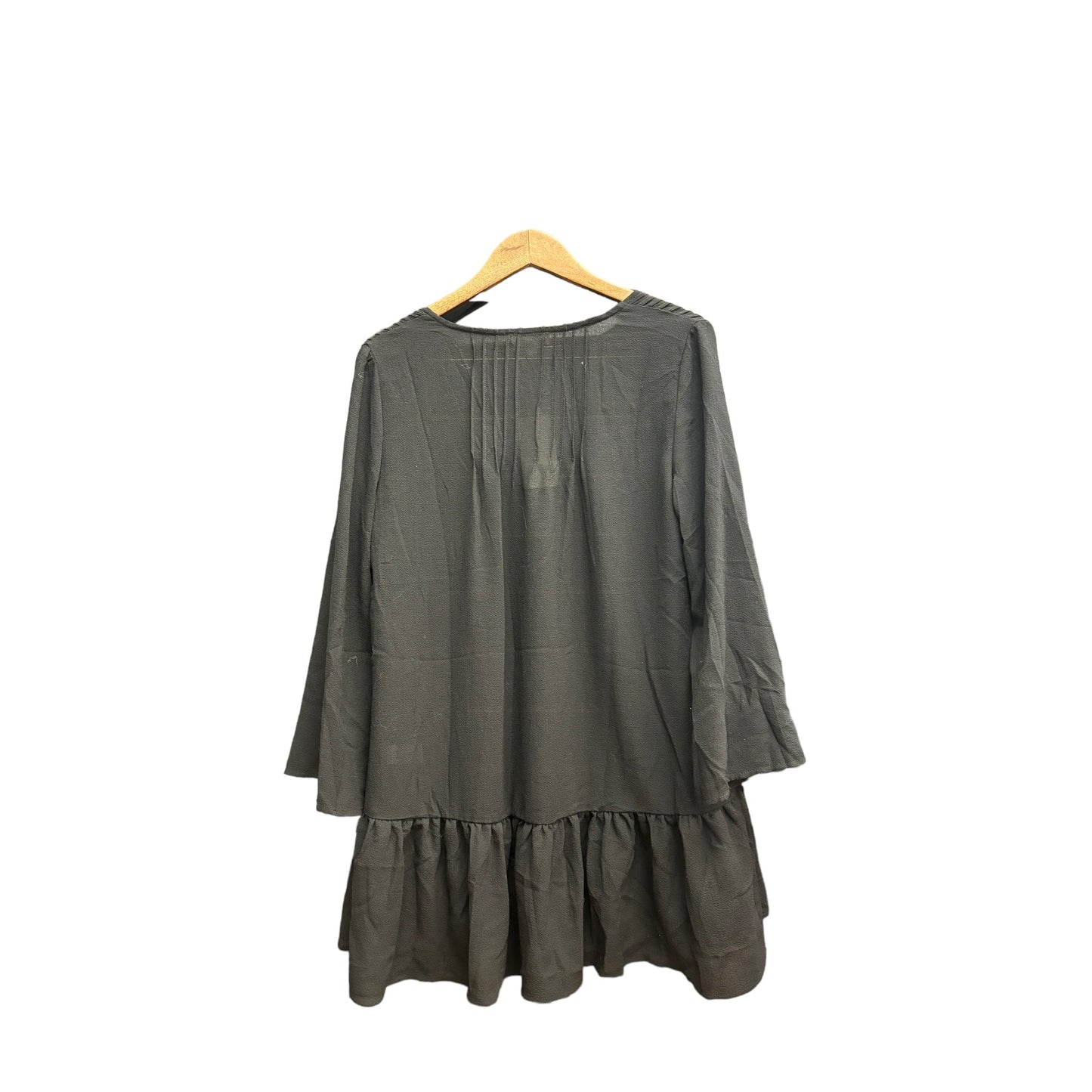 Cardigan By Clothes Mentor  Size: M