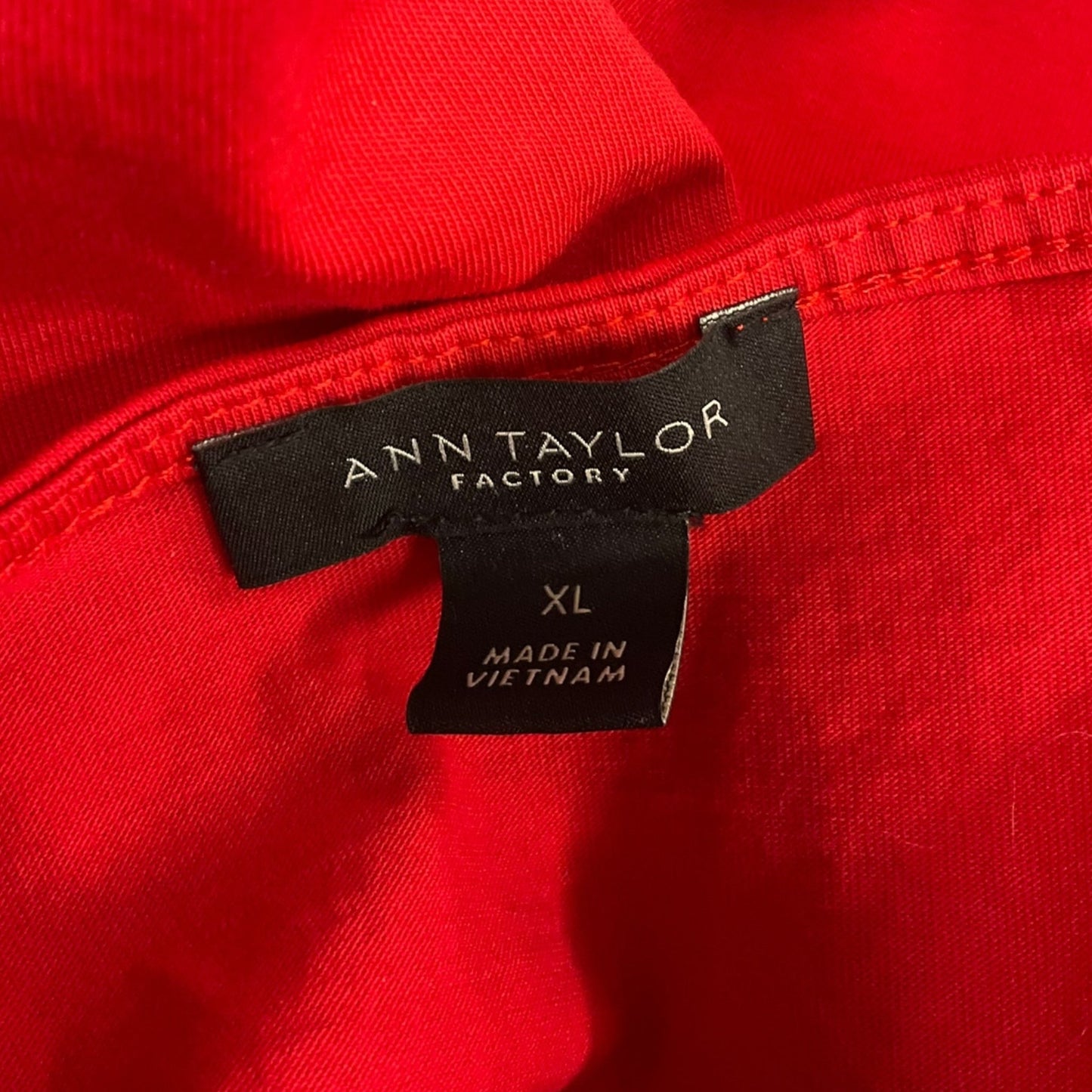 Top Short Sleeve Basic By Ann Taylor In Red, Size: Xl