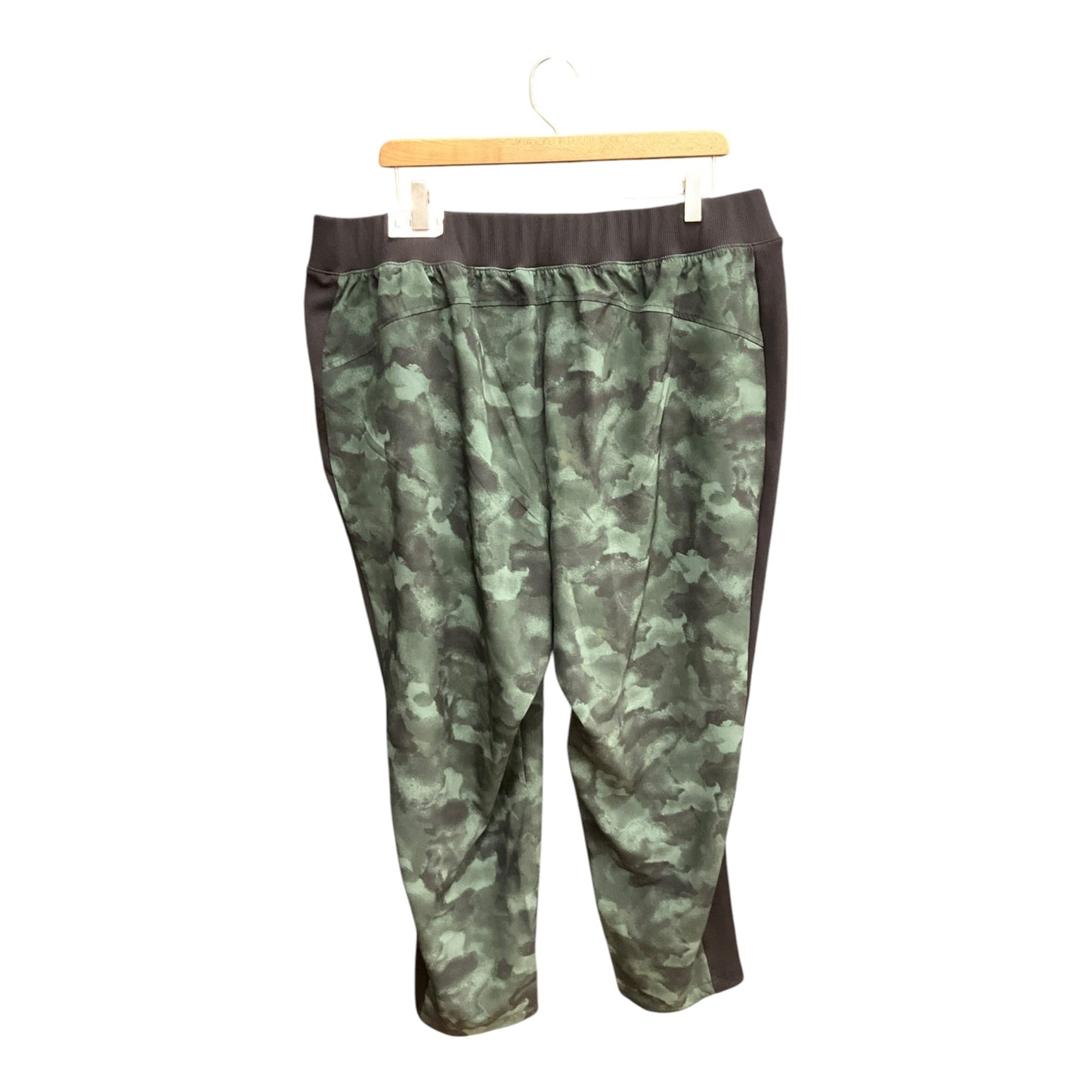 Athletic Pants By Livi Active In Green, Size: 1x