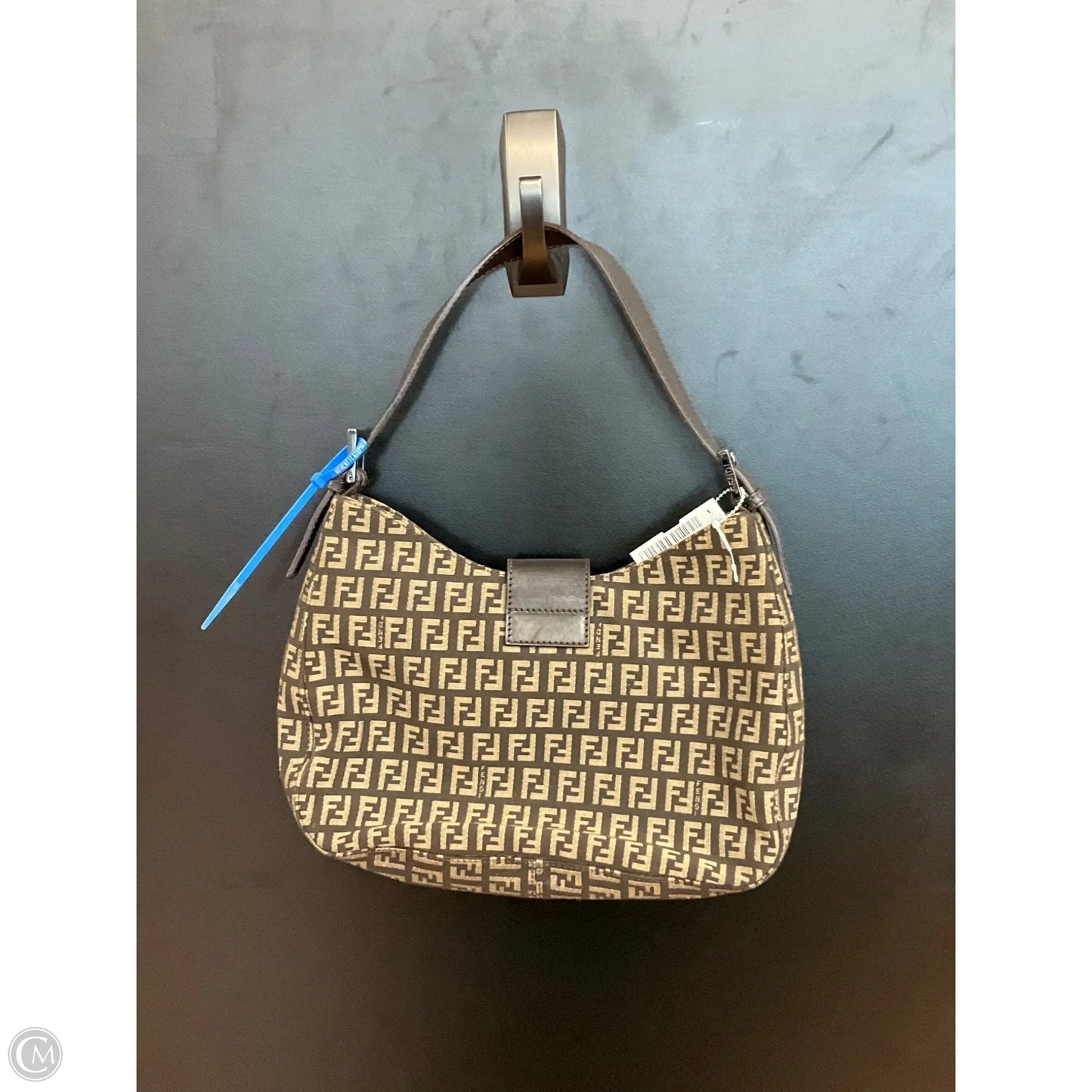 Handbag Luxury Designer By Fendi, Size: Medium