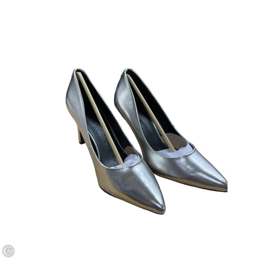 Shoes Designer By Karl Lagerfeld In Silver, Size: 8.5