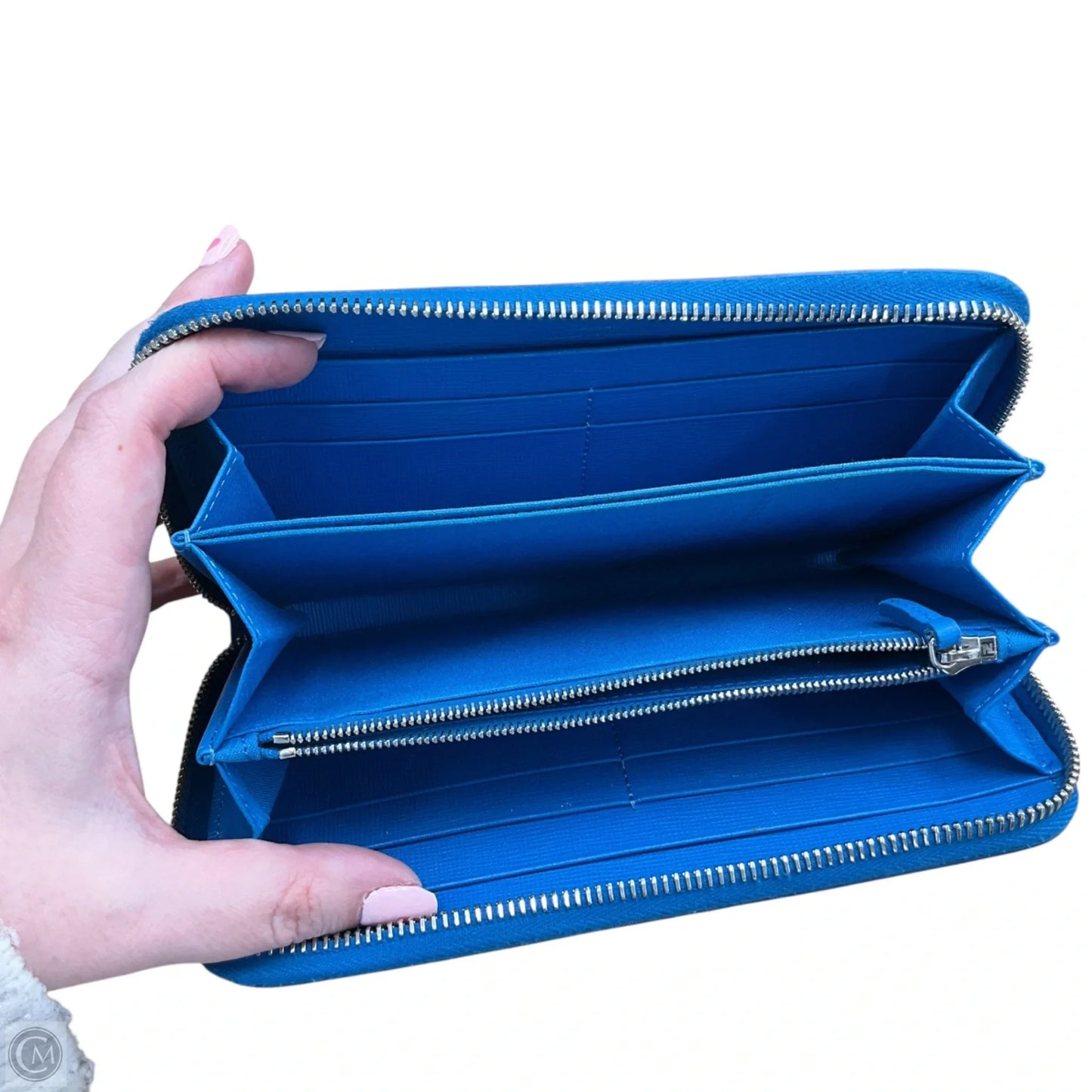 Wallet Luxury Designer By Fendi, Size: Medium