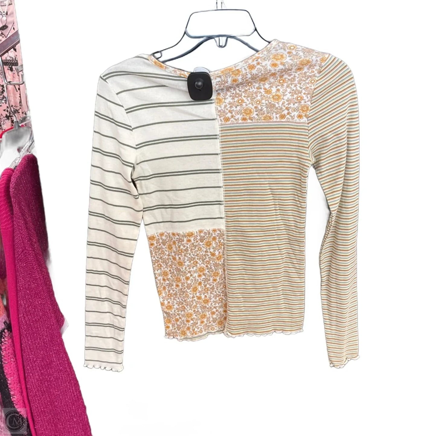 Top Long Sleeve By American Eagle In Cream, Size: S