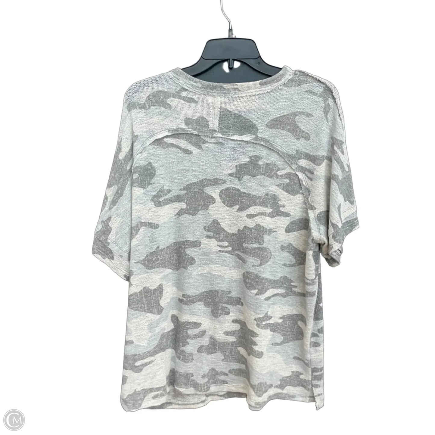 Top Short Sleeve By Bke In Grey, Size: Xl