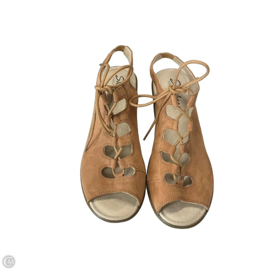 Shoes Heels Platform By Skechers In Tan, Size: 7