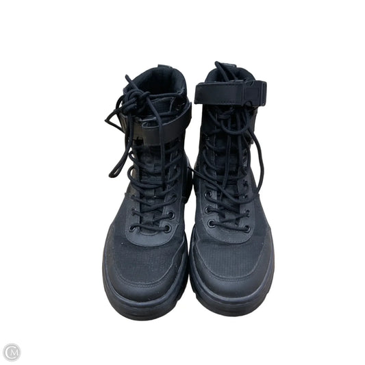 Boots Designer By Dr Martens In Black, Size: 7