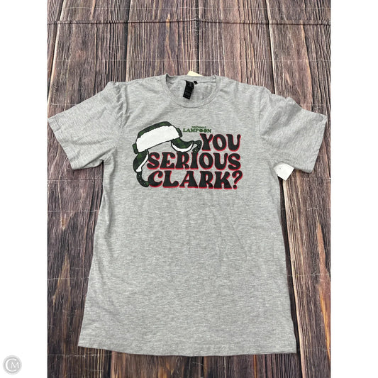 Top Short Sleeve Basic By Gildan In Grey, Size: S