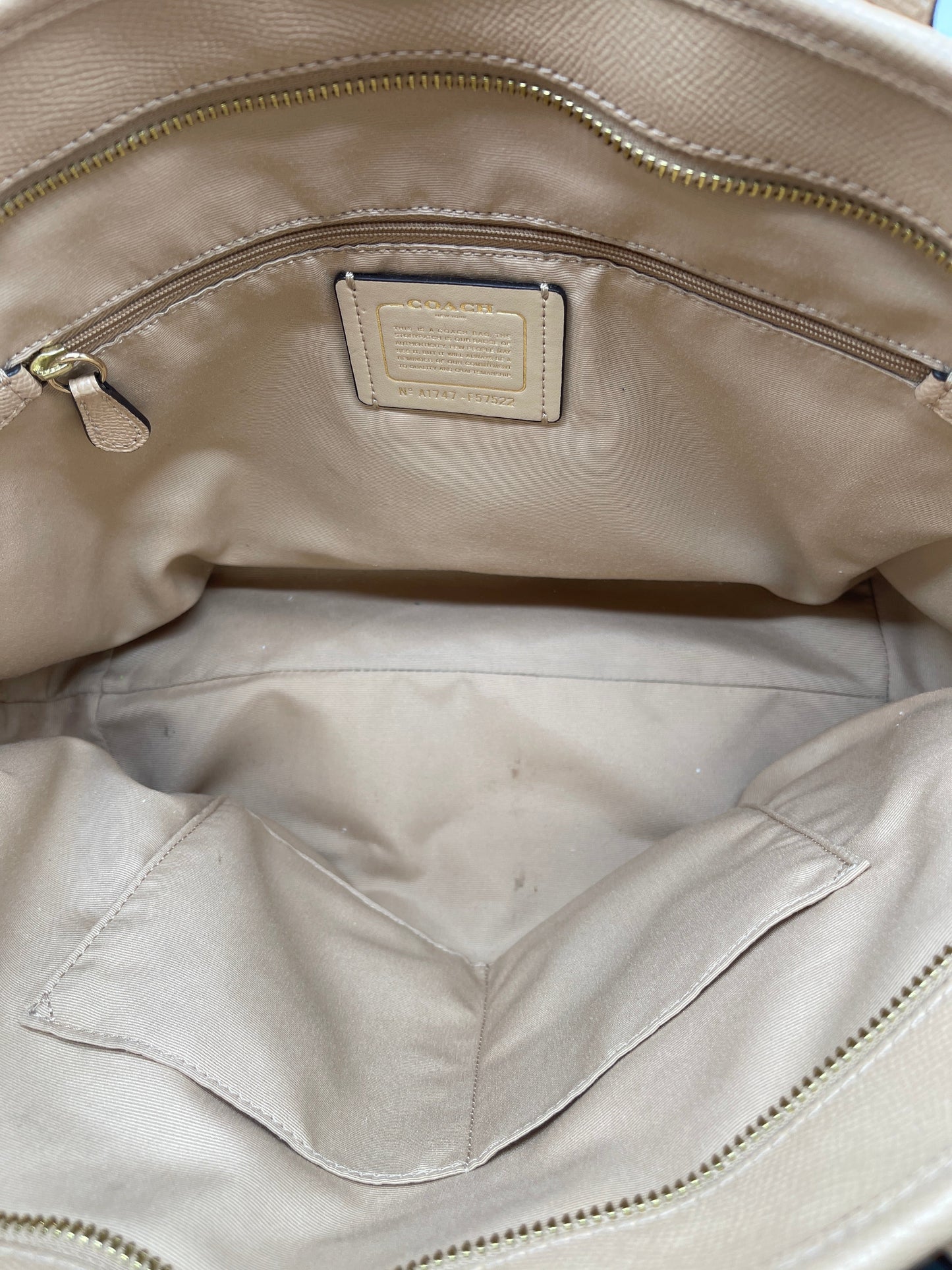 Handbag Designer Coach, Size Medium