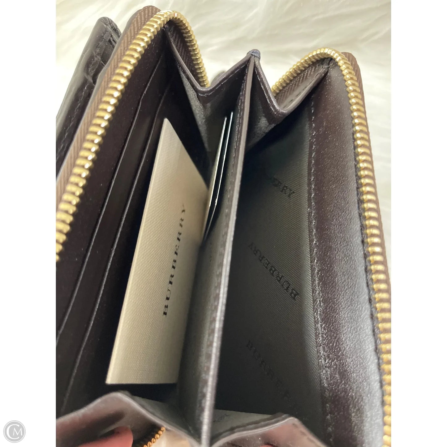 Wallet Luxury Designer By Burberry, Size: Medium