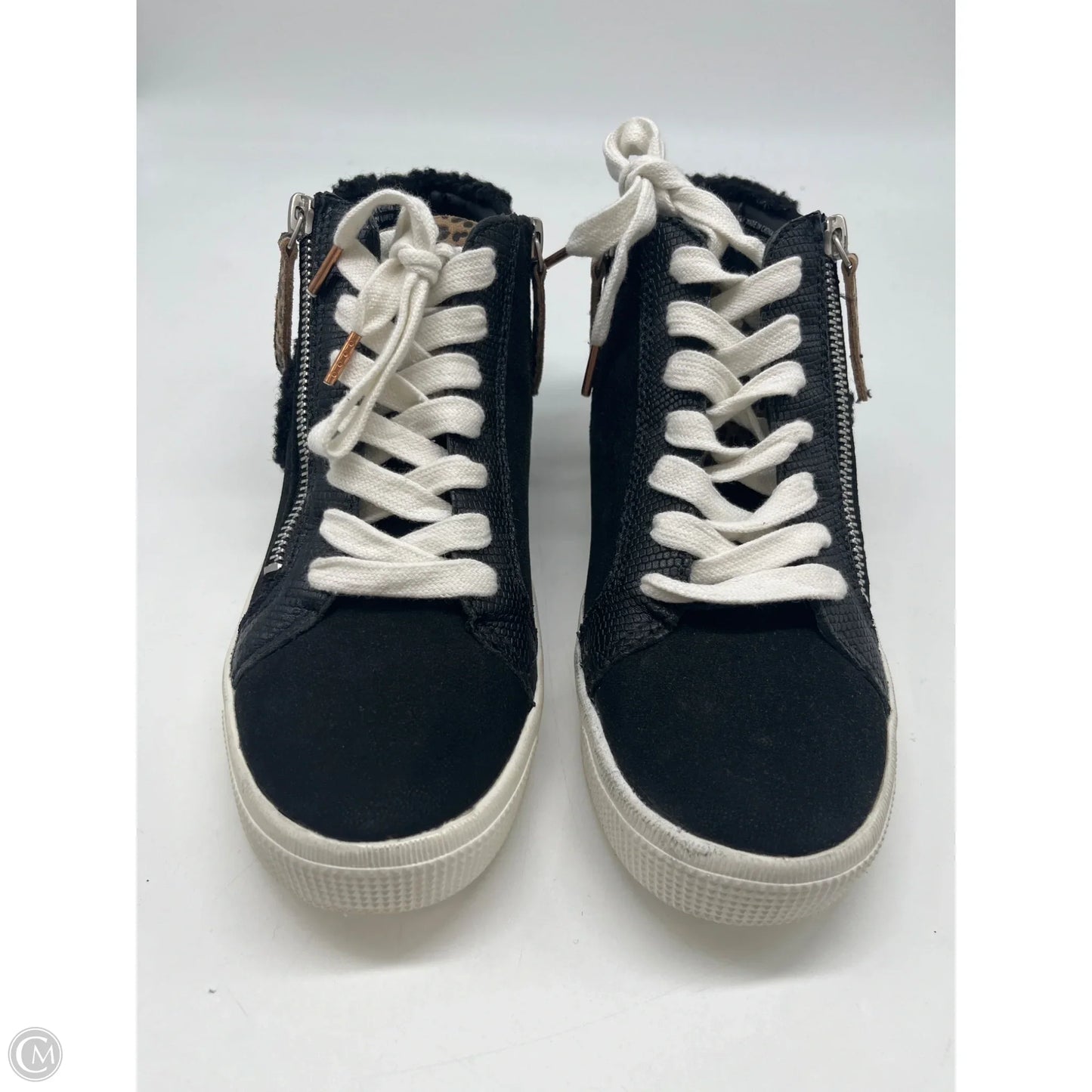 Shoes Sneakers By Dolce Vita In Black, Size: 6