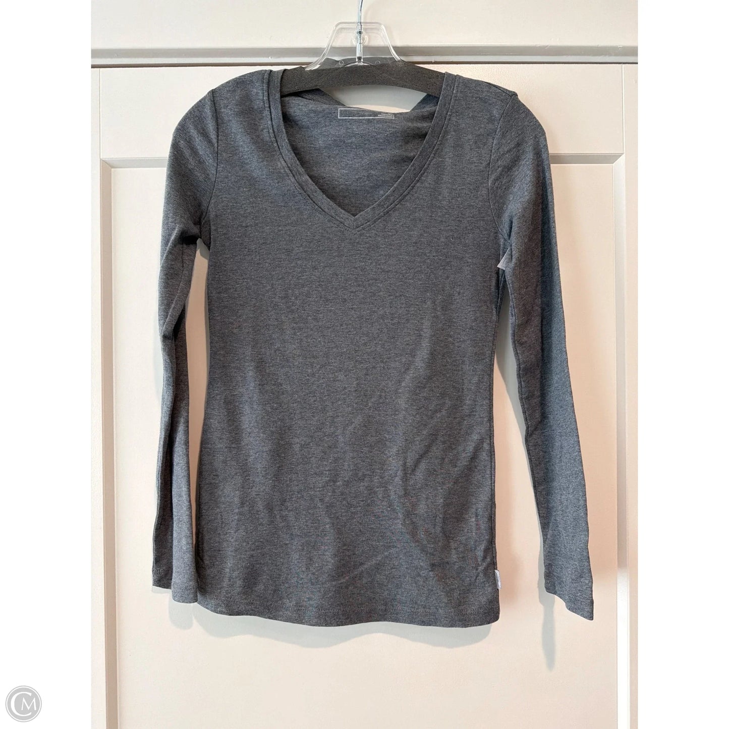 Top Long Sleeve By Eddie Bauer In Grey, Size: Xs