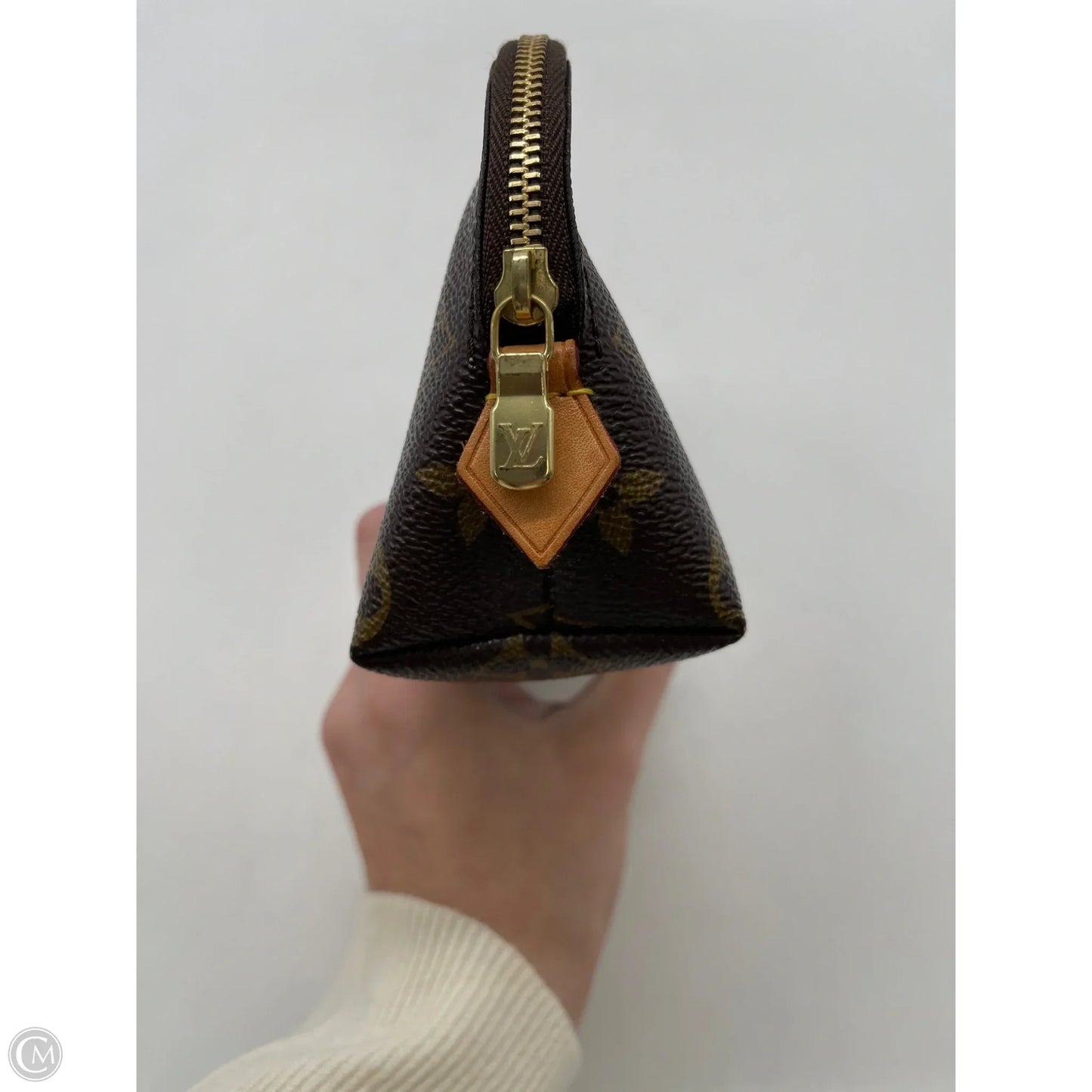 Makeup Bag Luxury Designer By Louis Vuitton, Size: Small