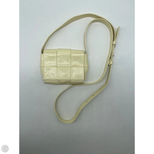 Crossbody Luxury Designer By Bottega Veneta, Size: Small