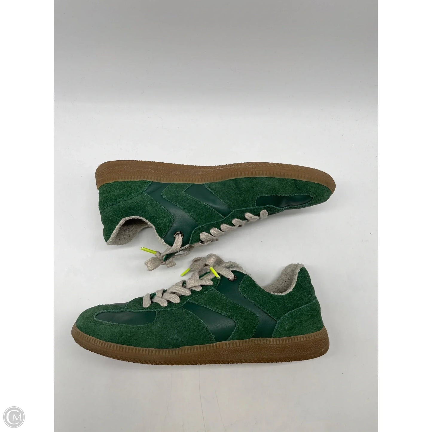 Shoes Sneakers By Cmb In Green, Size: 8.5