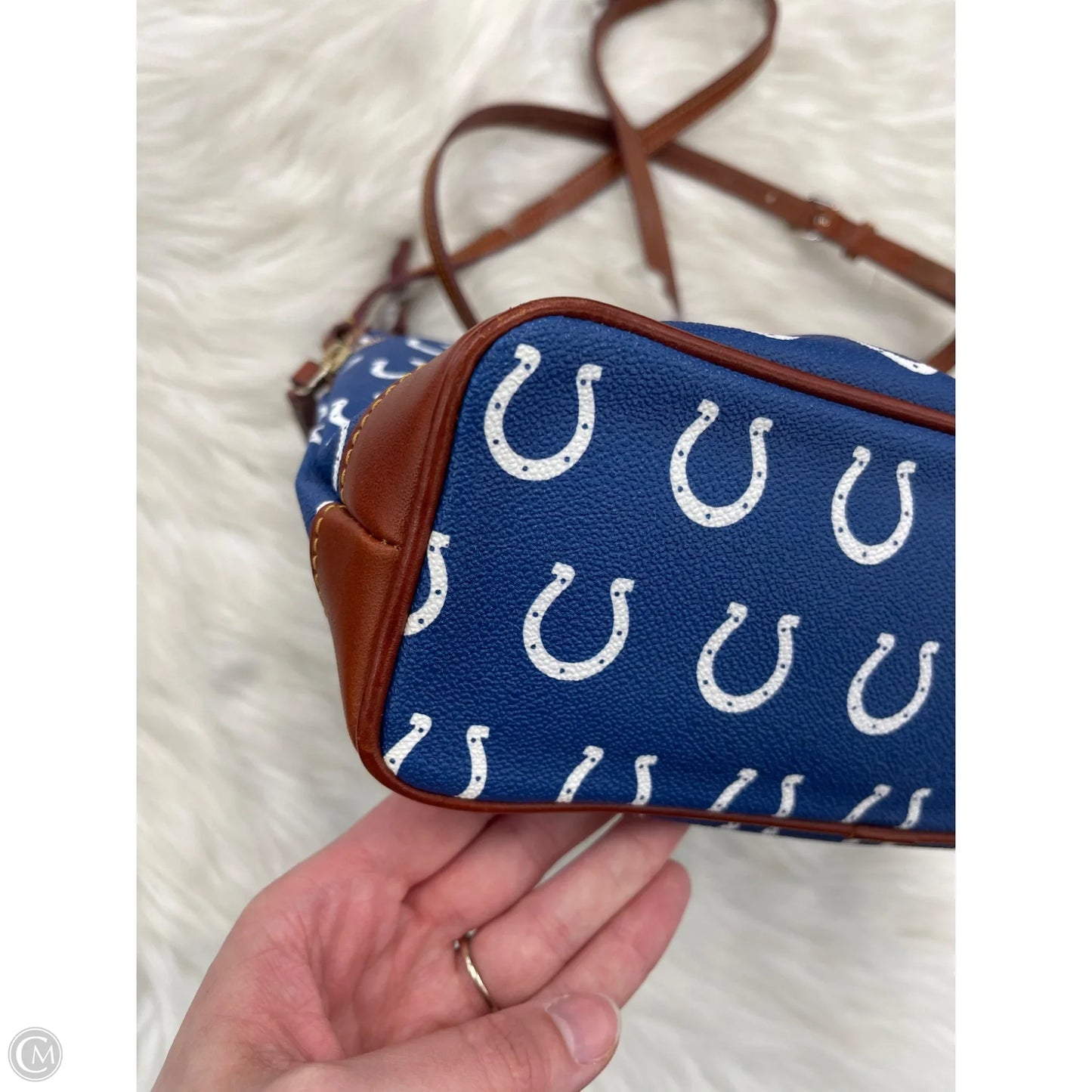 Crossbody Designer By Dooney And Bourke, Size: Medium
