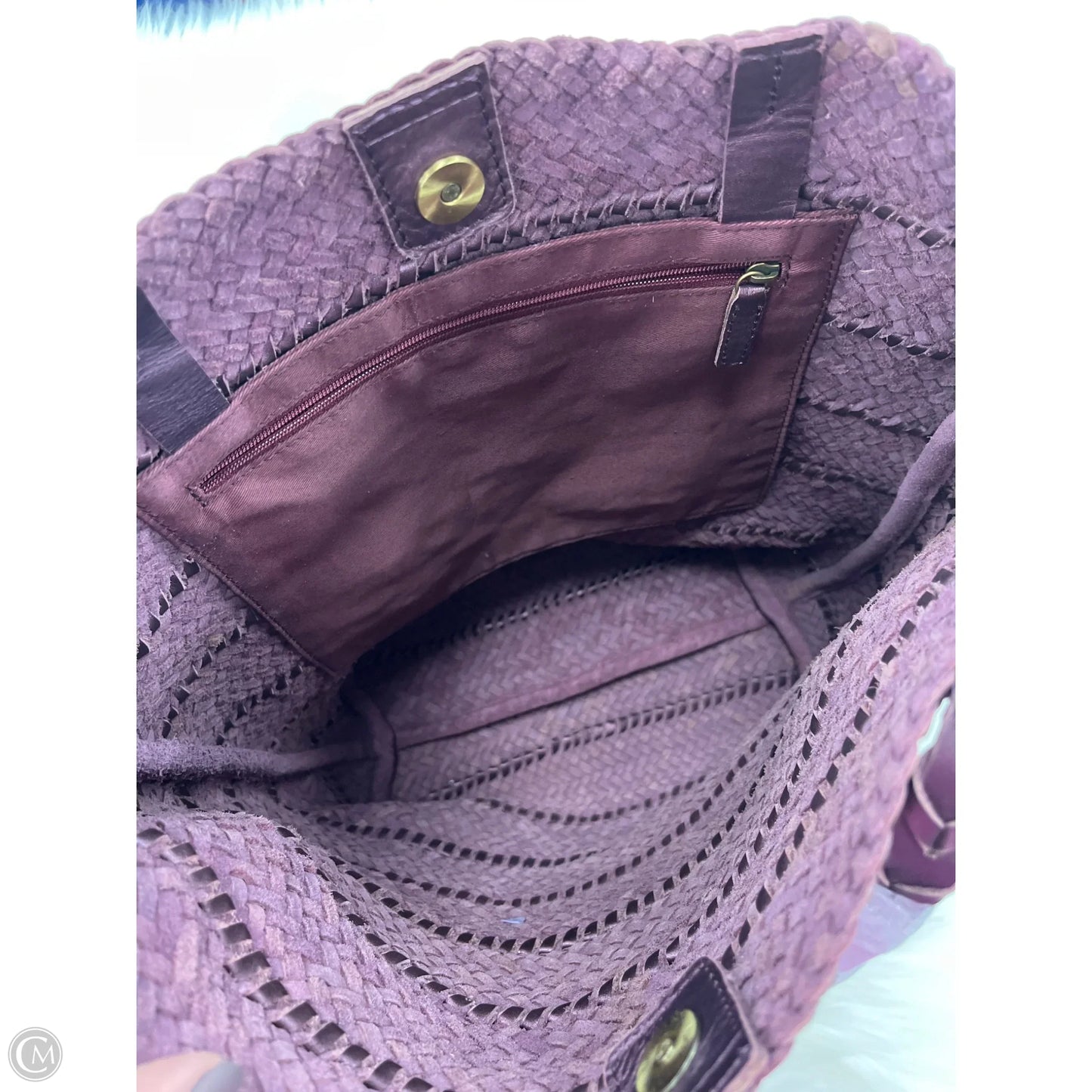 Crossbody Leather By Clothes Mentor, Size: Large