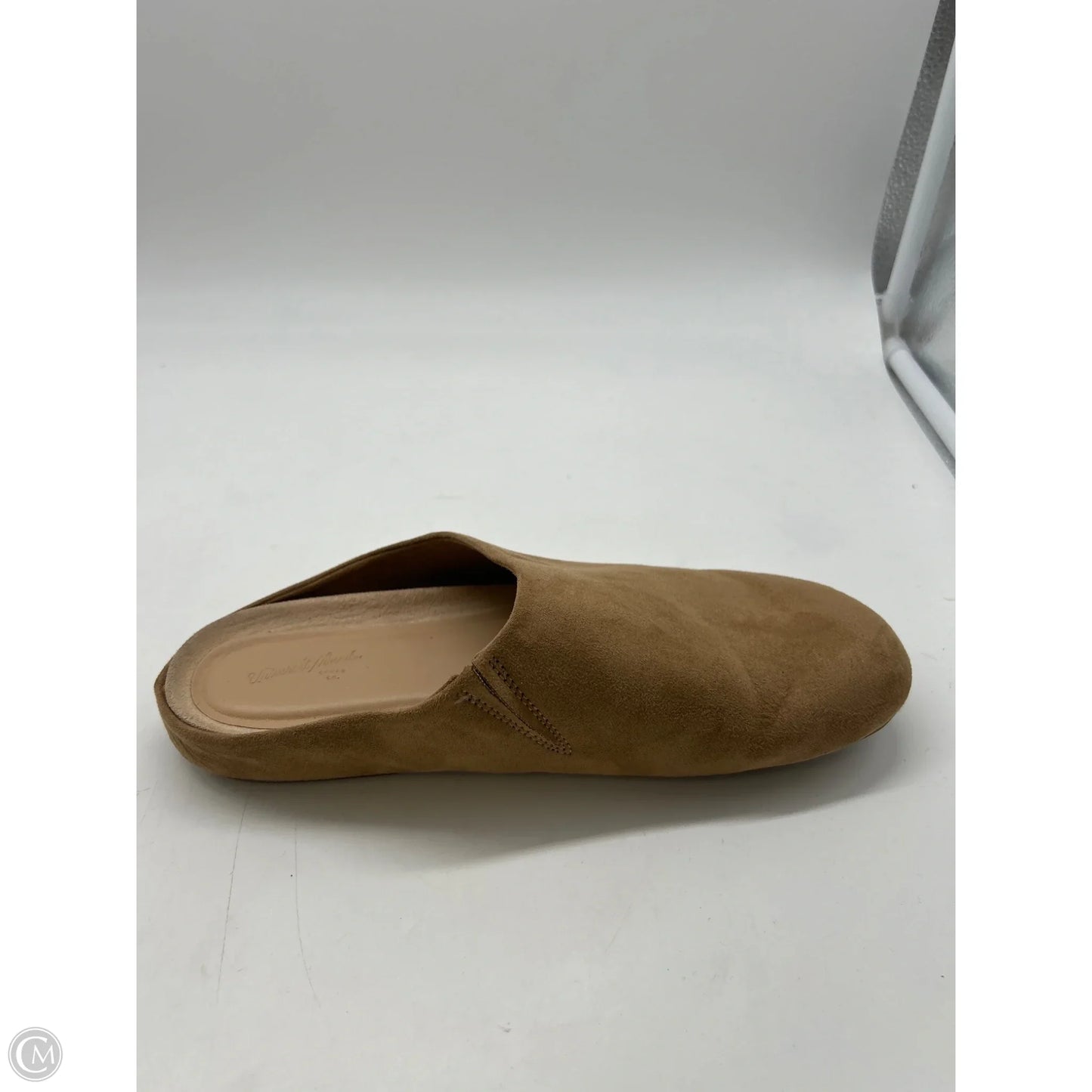 Shoes Flats By Universal Thread In Tan, Size: 8