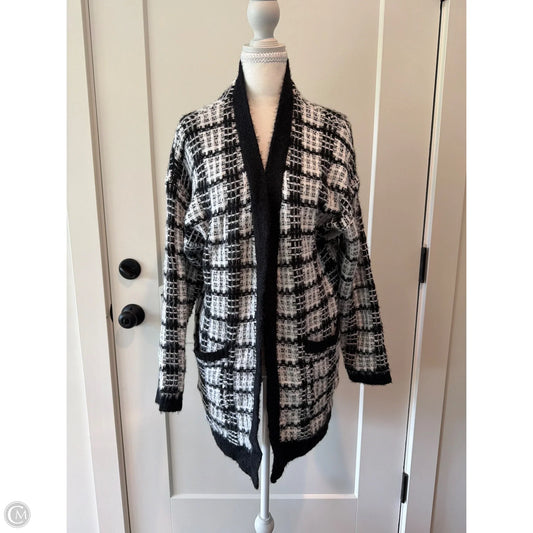 Sweater Cardigan By Dreamers In Black & White, Size: S