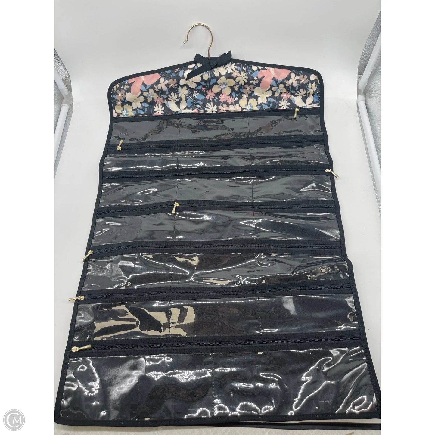 Jewelry Case By Clothes Mentor, Size: