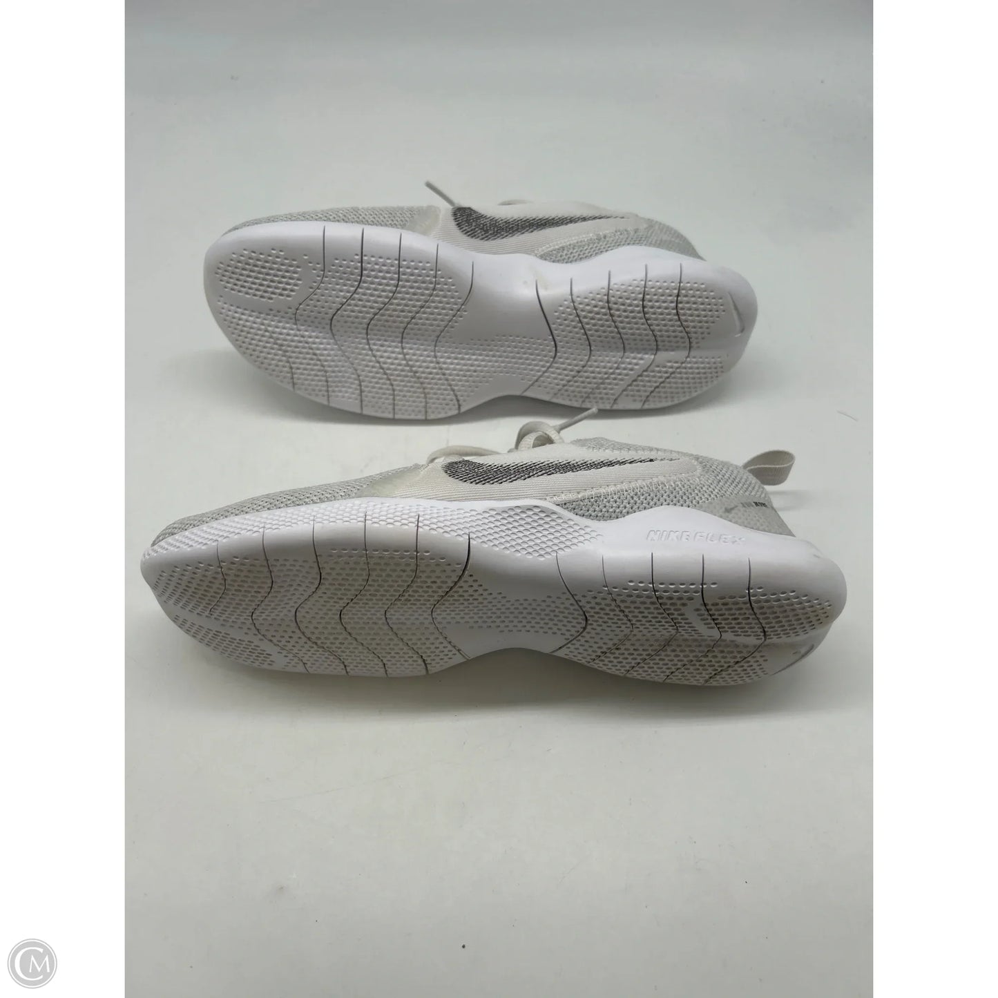 Shoes Athletic By Nike In Grey, Size: 7.5