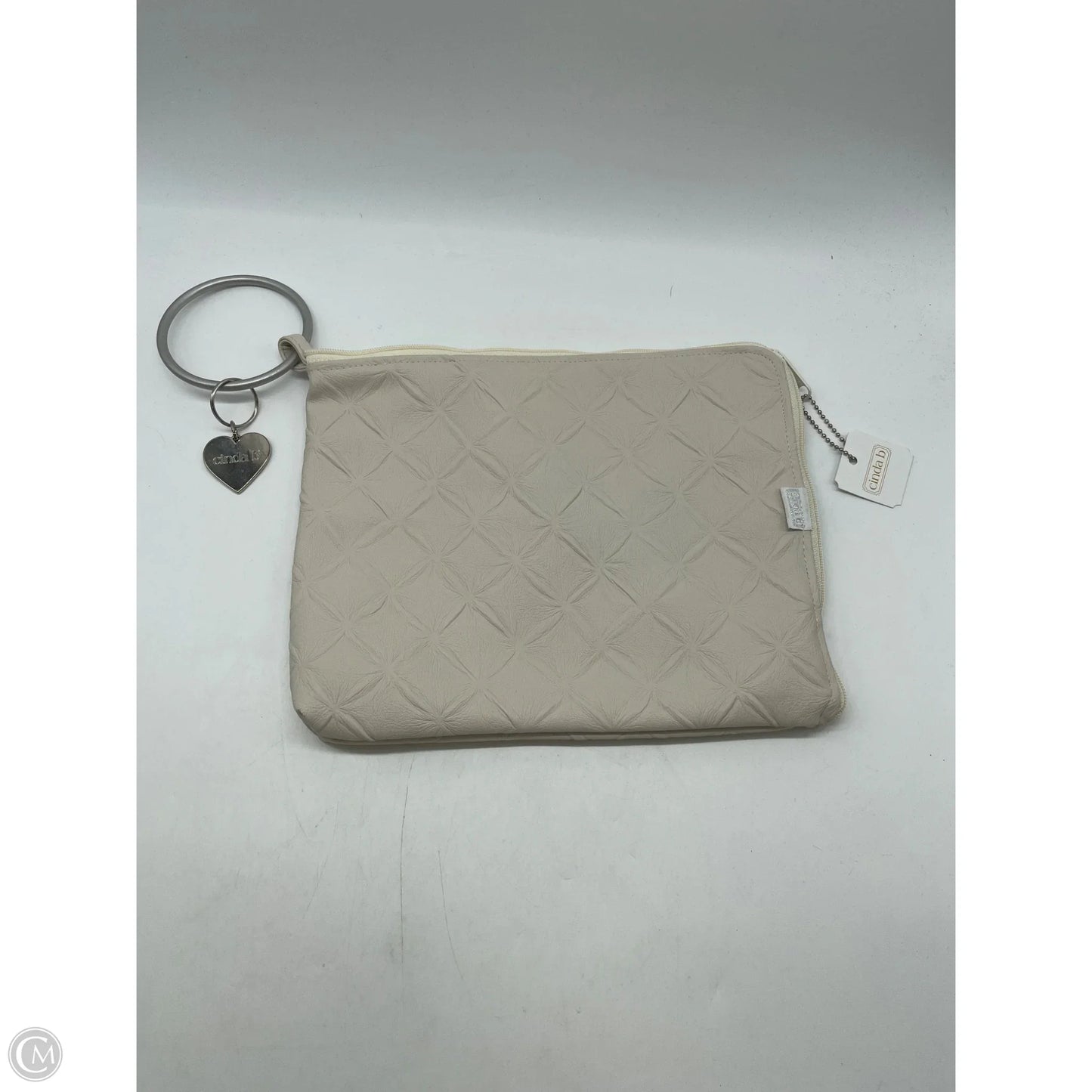 Wristlet By Clothes Mentor, Size: Large