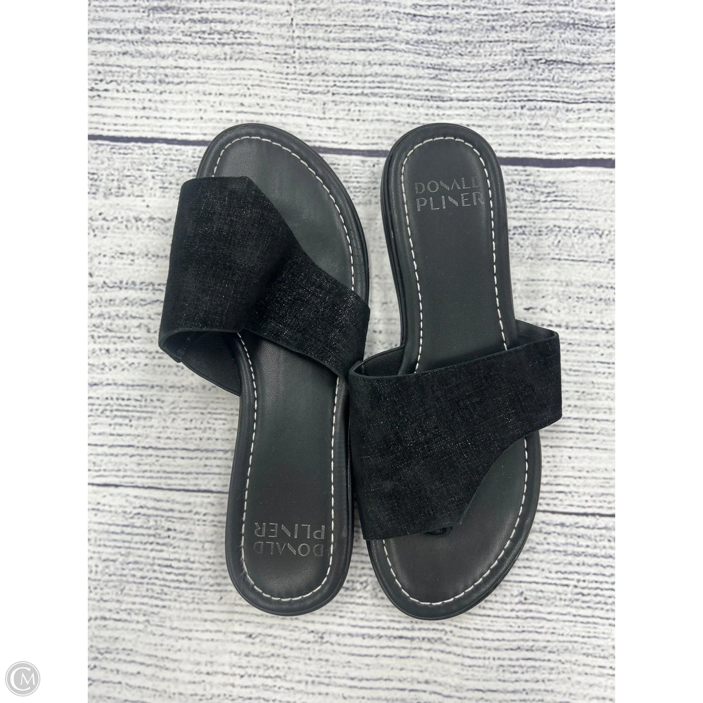 Sandals Flats By Donald Pliner In Black, Size: 7