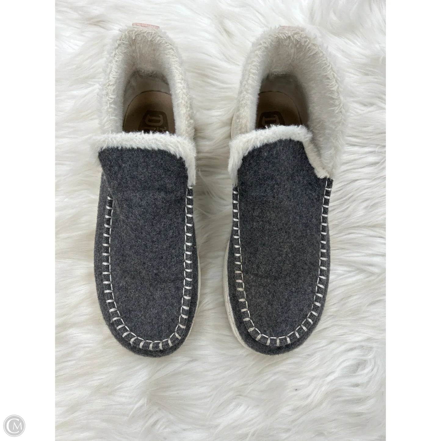 Shoes Flats By Hey Dude In Grey, Size: 7