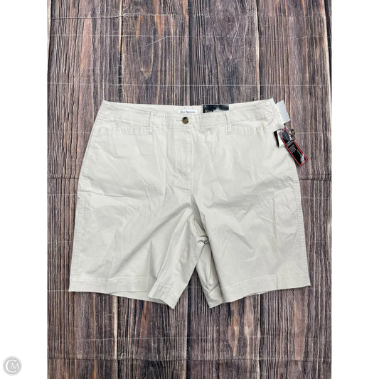 Shorts By Kim Rogers In Ivory, Size: 18