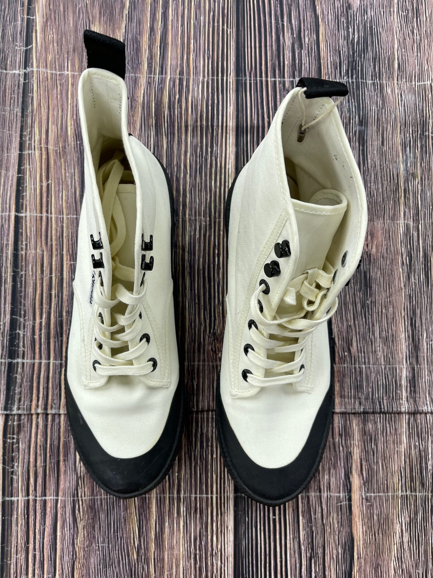 Shoes Sneakers By Superga  Size: 9.5