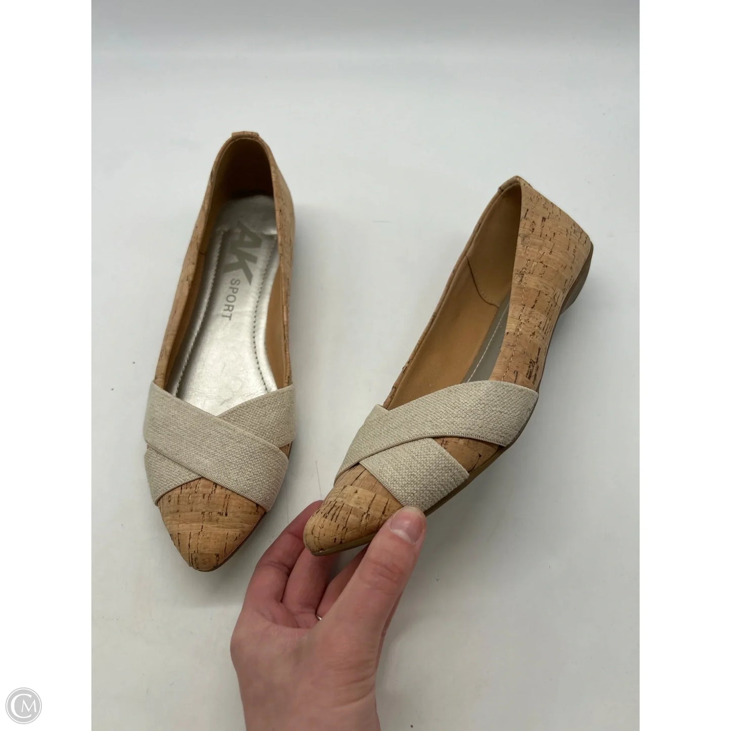 Shoes Flats By Anne Klein In Tan, Size: 8