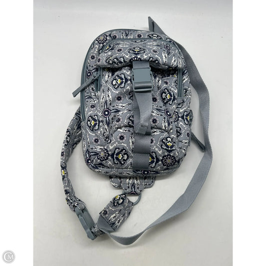 Belt Bag By Vera Bradley, Size: Medium