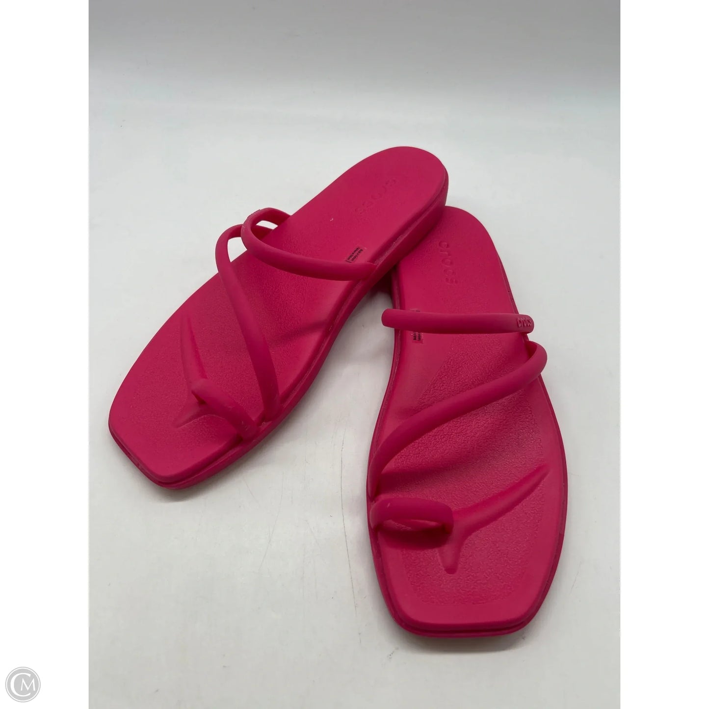 Sandals Flats By Crocs In Pink, Size: 11