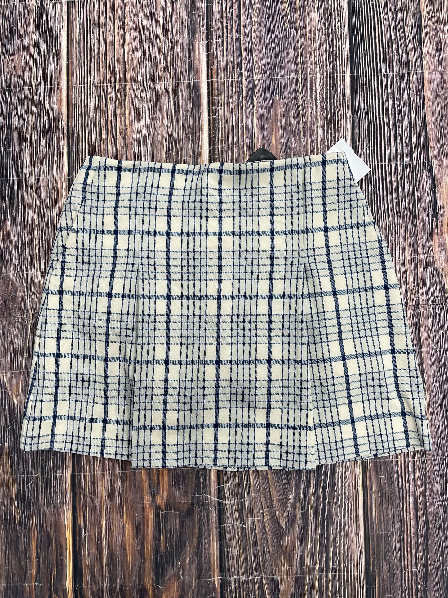 Tan Skort Designer Tory Burch, Size 4