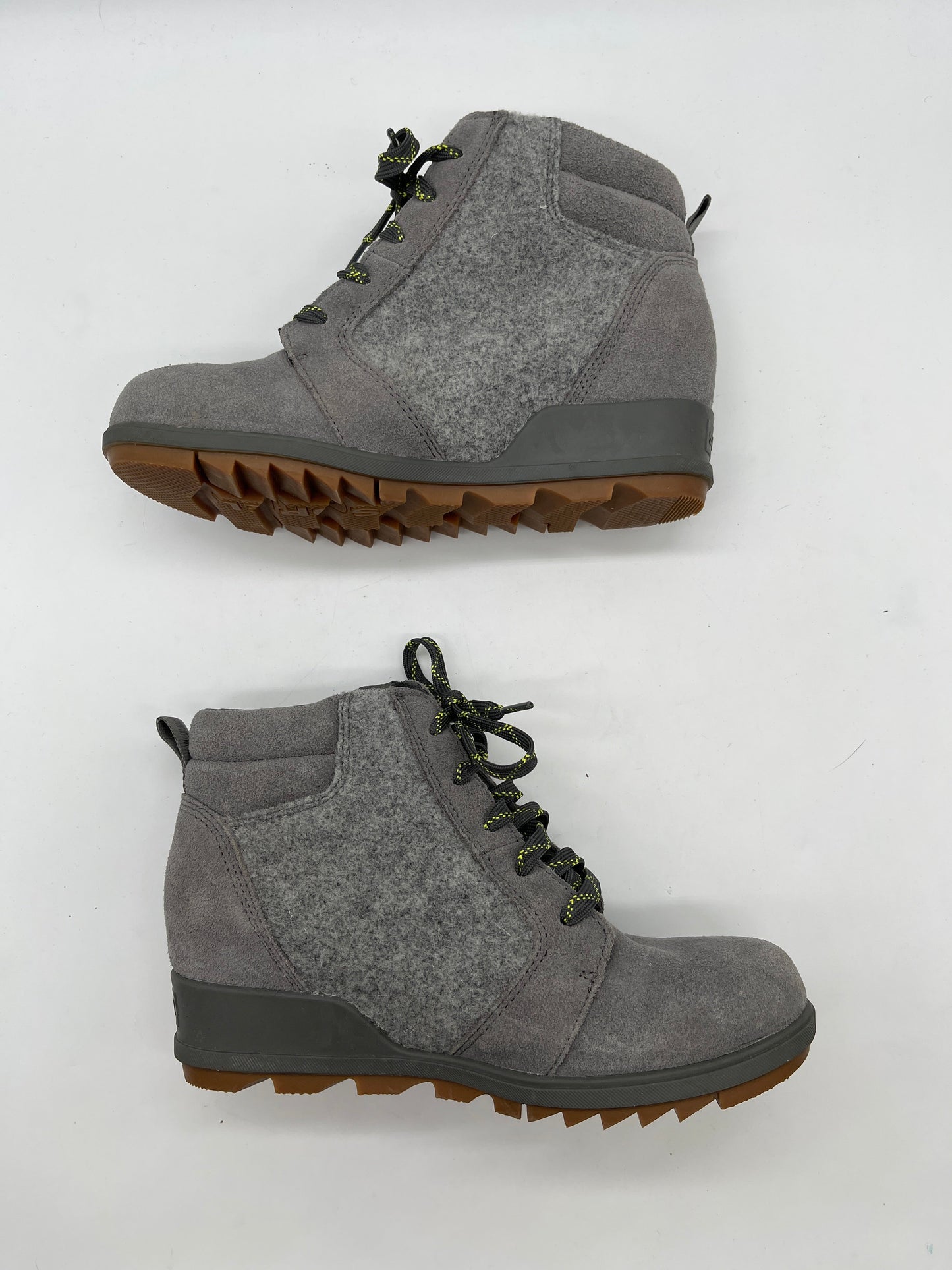 Boots Ankle Heels By Sorel In Grey, Size: 8