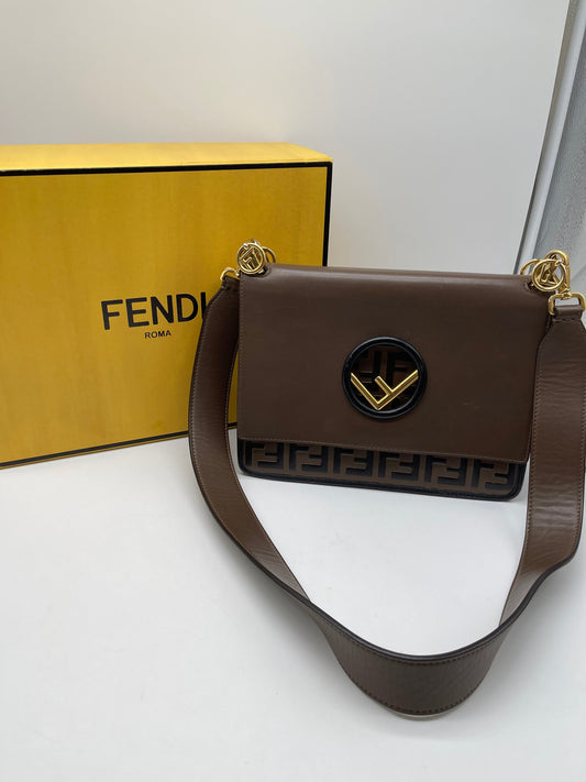 Handbag Luxury Designer By Fendi, Size: Medium