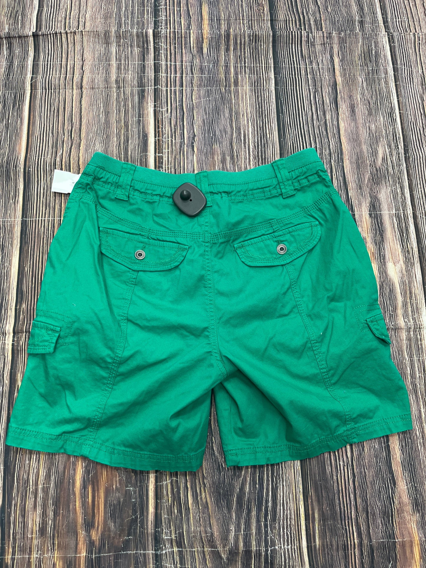 Green Shorts Style And Company, Size 6
