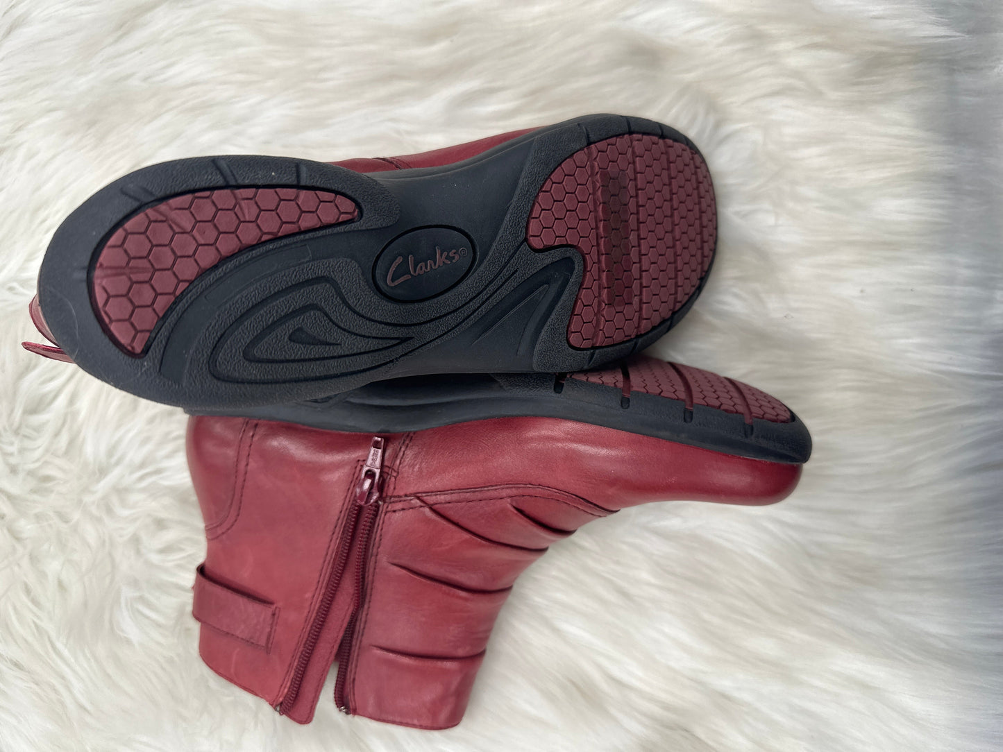 Boots Ankle Flats By Clarks In Red, Size: 8.5