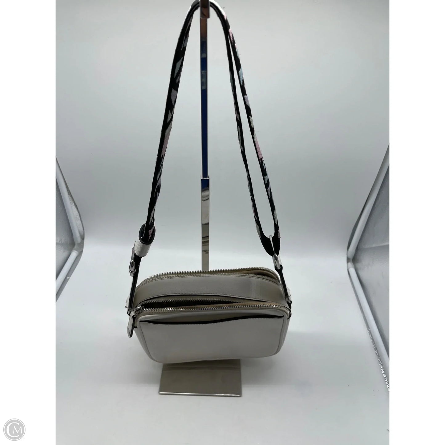 Crossbody Designer By Karl Lagerfeld, Size: Medium