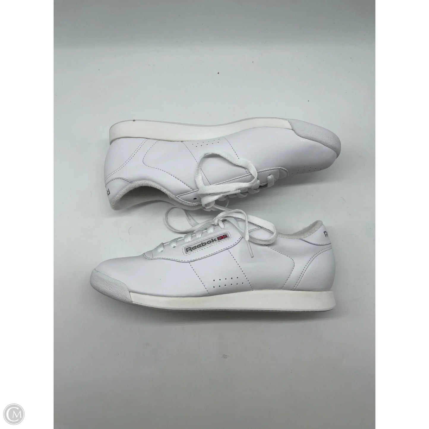 Shoes Sneakers By Reebok In White, Size: 9