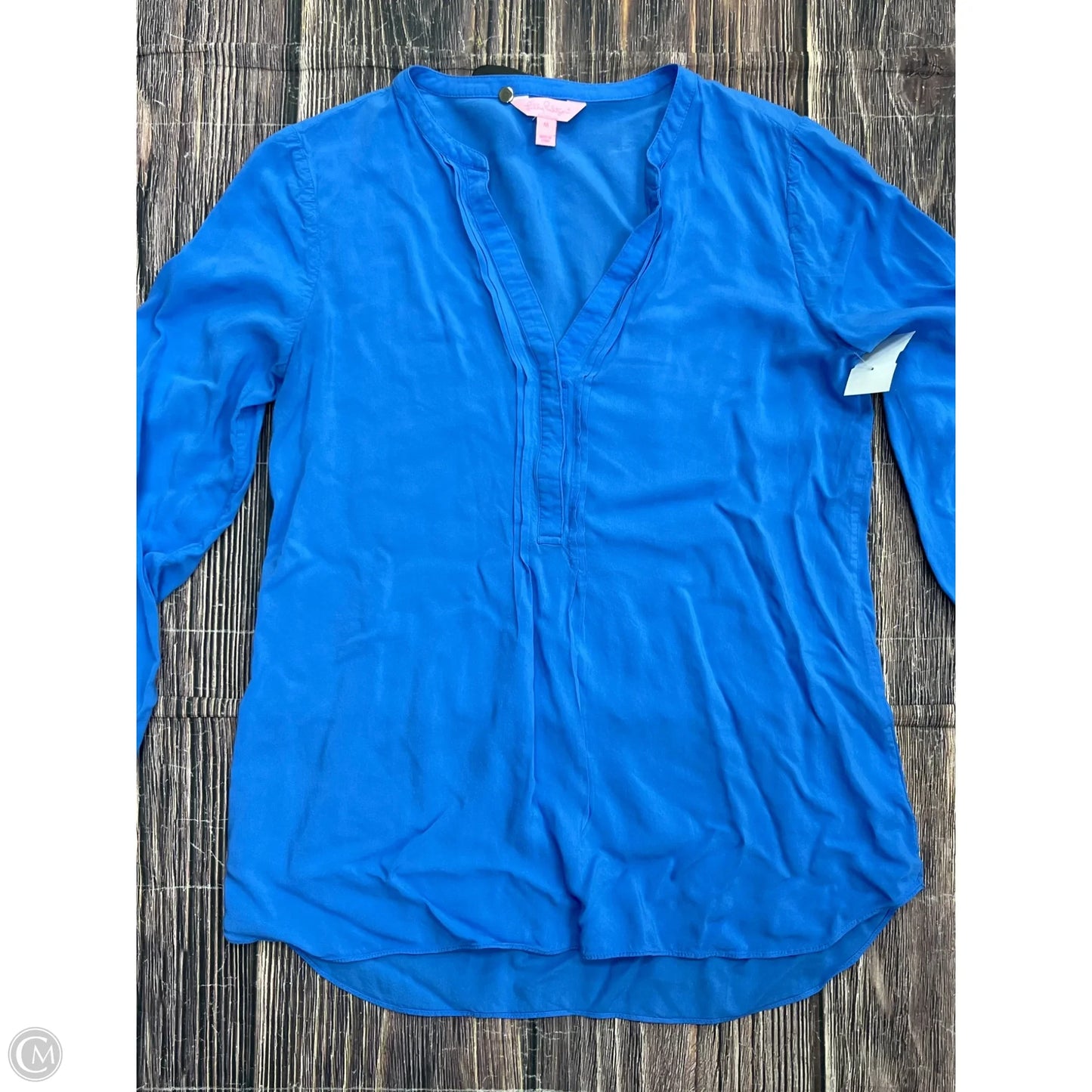 Top Long Sleeve Designer By Lilly Pulitzer In Blue, Size: M