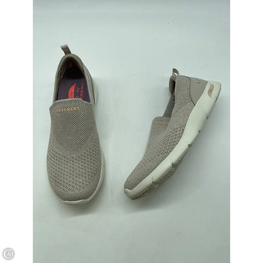 Shoes Athletic By Skechers In Cream, Size: 6