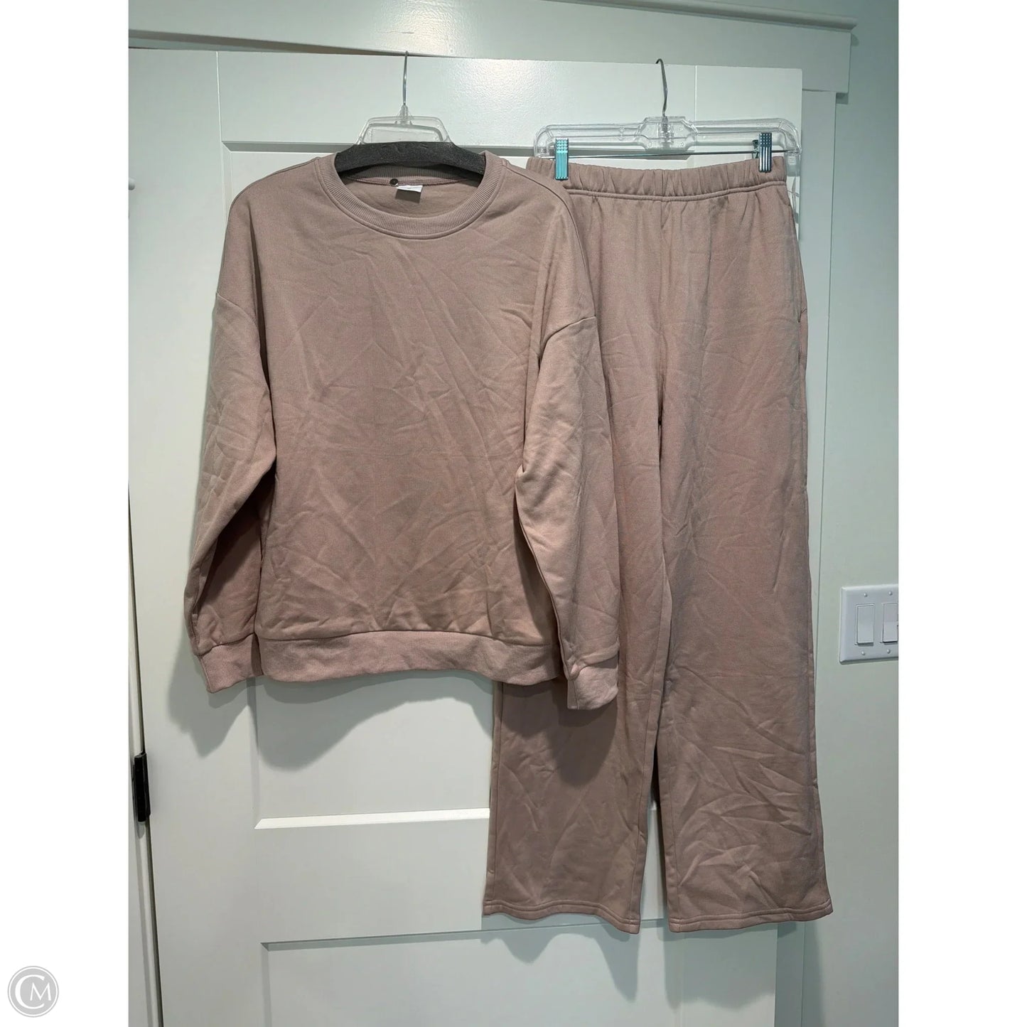Pants Set 2pc By Clothes Mentor In Taupe, Size: M