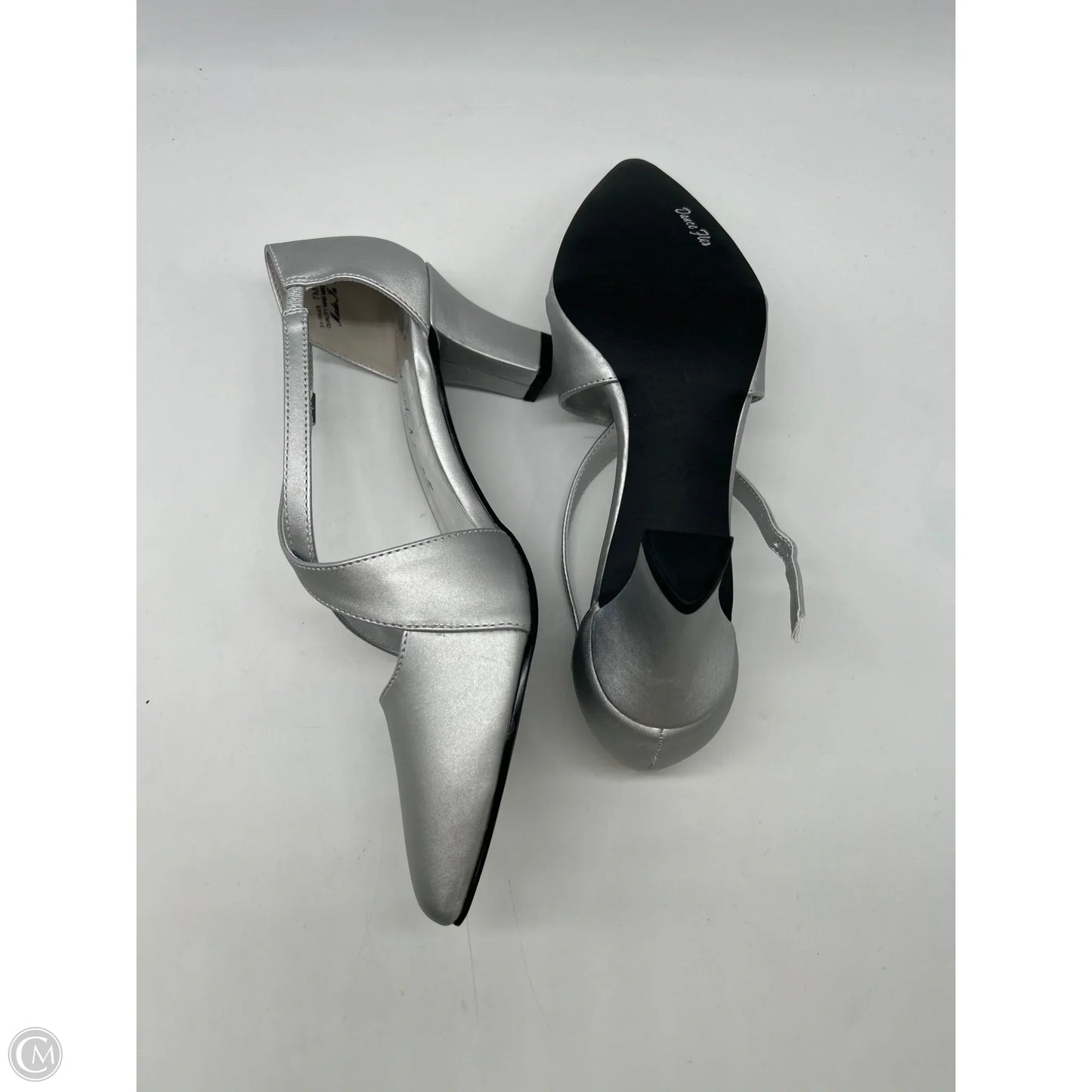 Shoes Heels Block By Easy Street In Silver, Size: 7