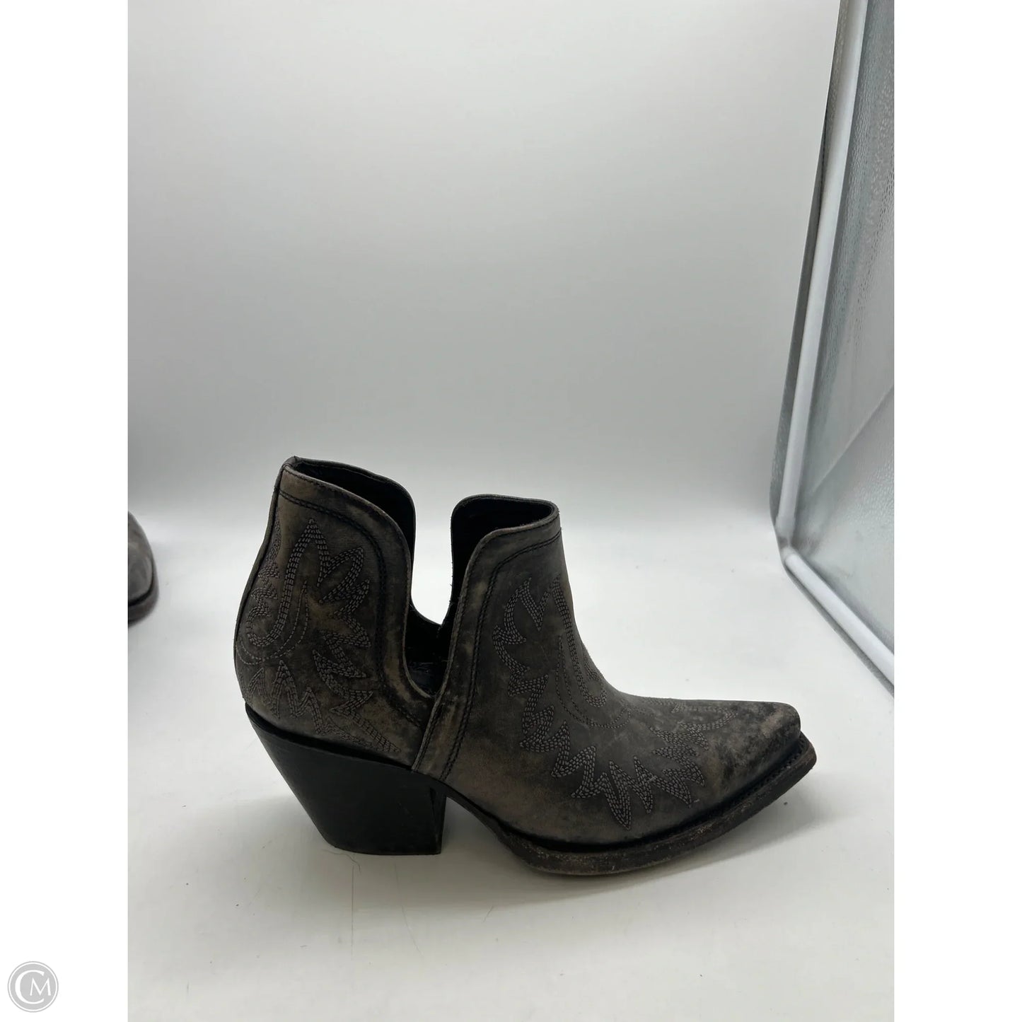 Boots Western By Ariat In Black, Size: 8
